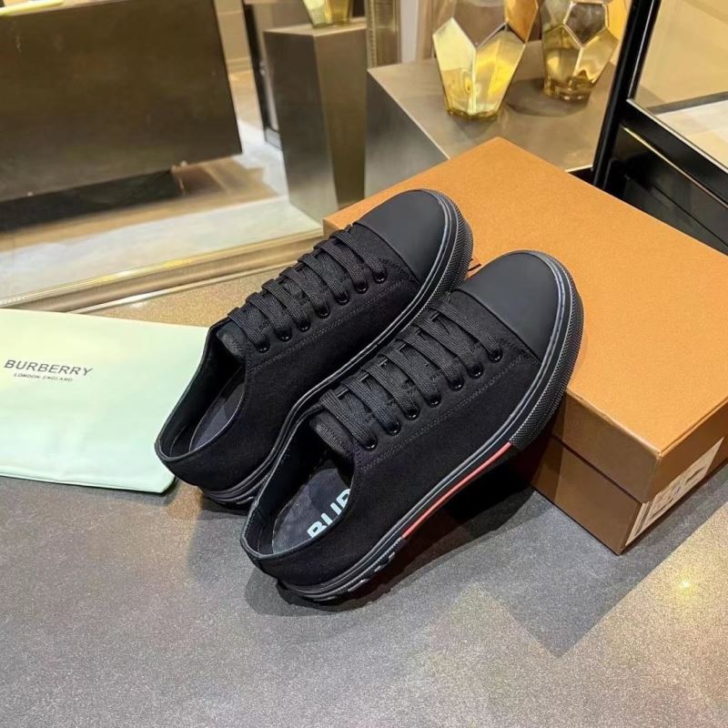 Burberry Low Shoes